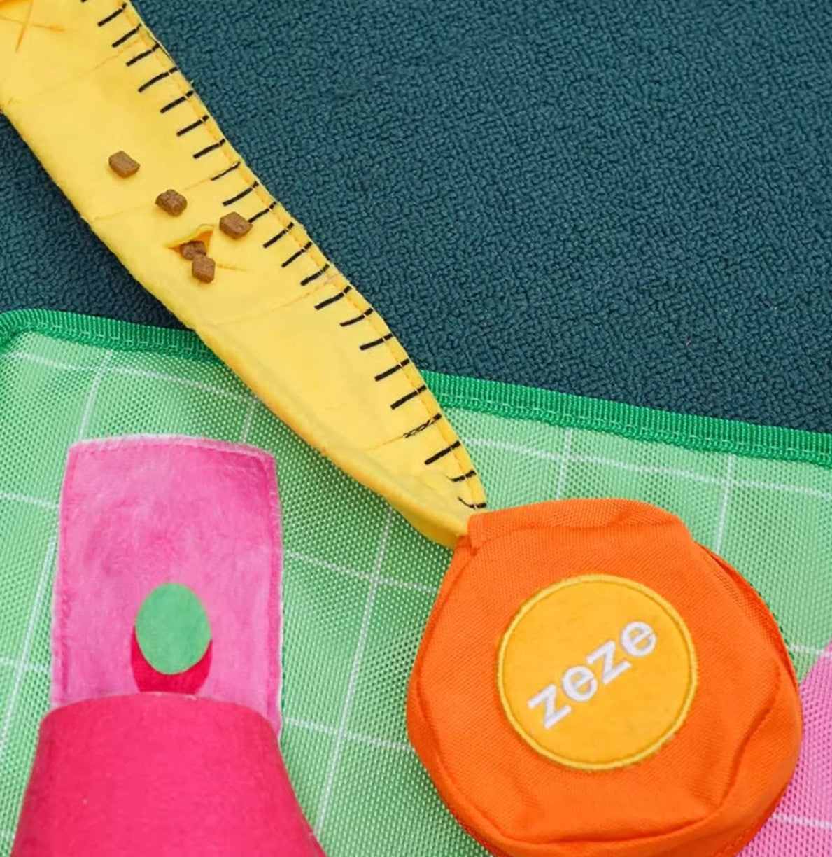 ZeZe Tool Set Snuffle Mat