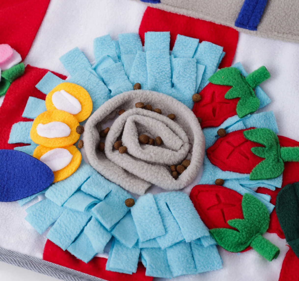 LuftPets Red Bone Snuffle Mat